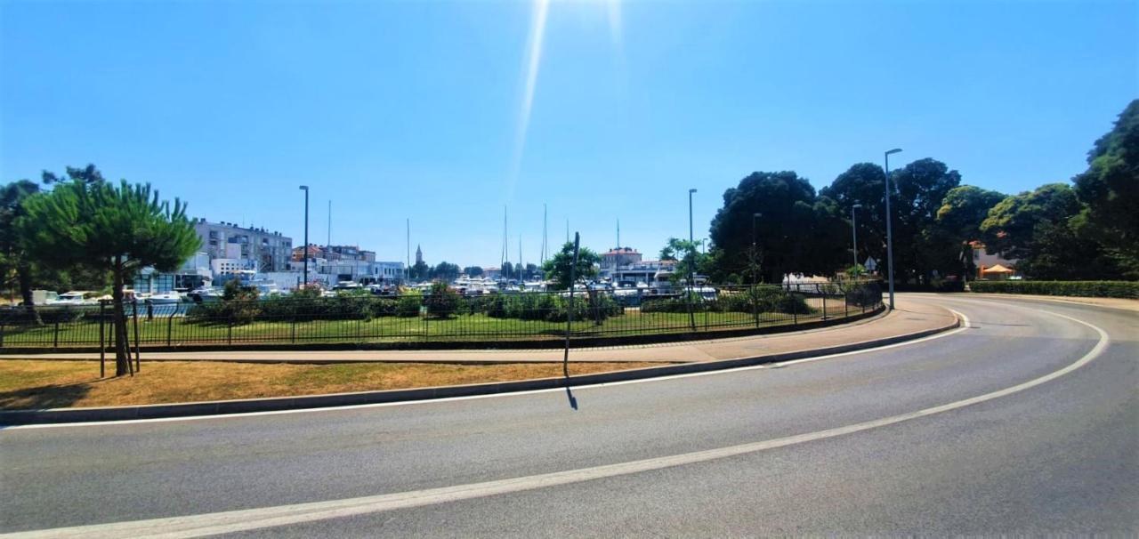 Fain - Private Parking Appartement *