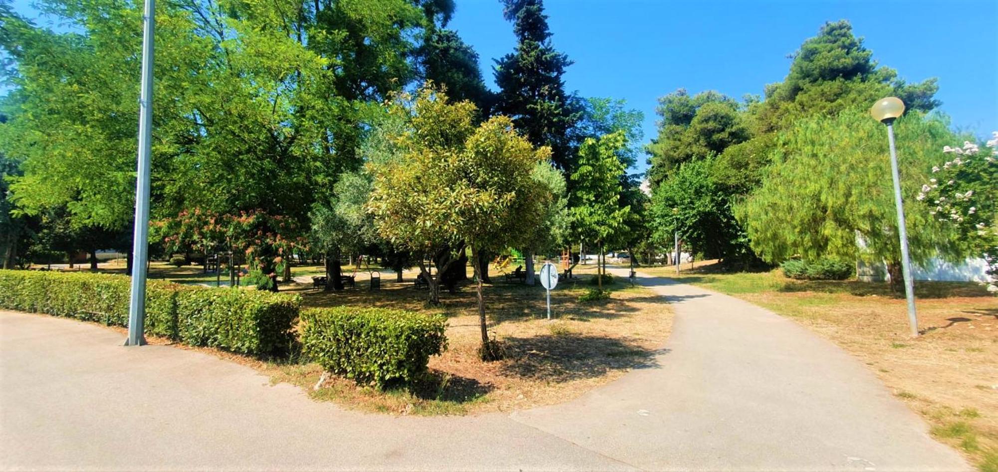 Fain - Private Parking *