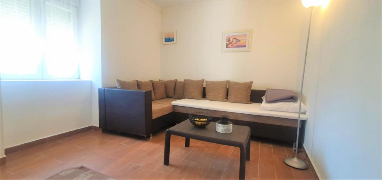 Appartement Fain - Private Parking Zadar